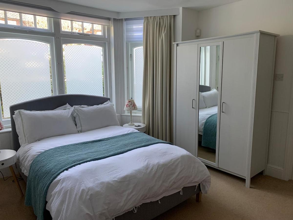 Spacious Comfortable Flat With Free Parking In East Finchley, Muswell Hill & Close To Alexandra Palace London Luaran gambar